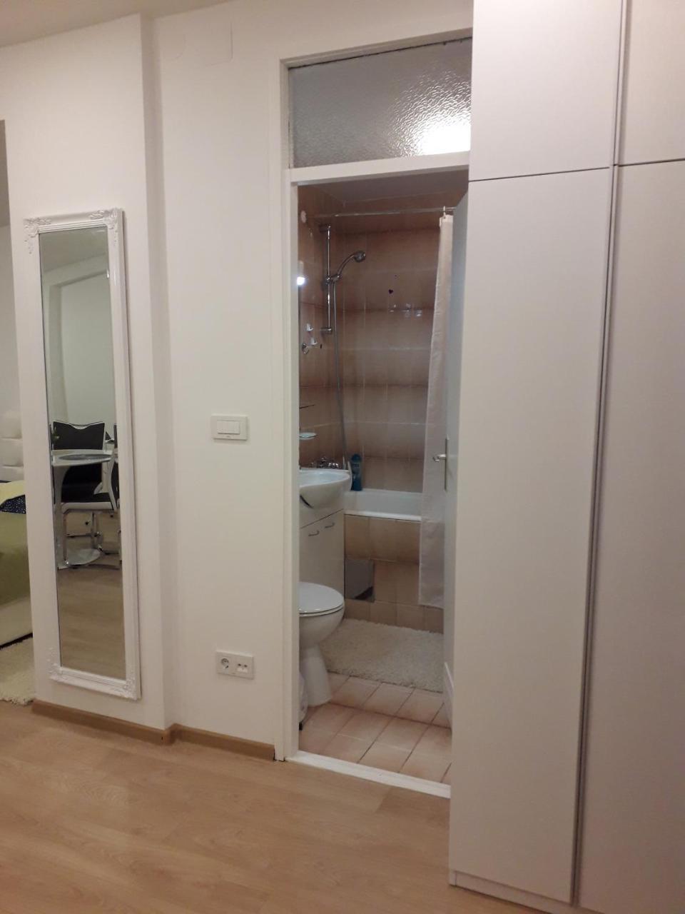 Apartman Mmvg Studio Zagreb Airport Velika Gorica Esterno foto