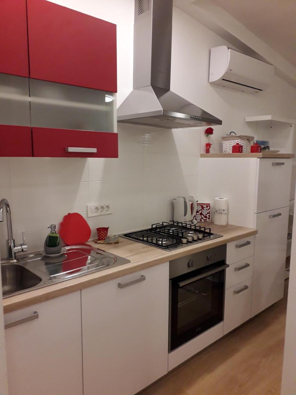 Apartman Mmvg Studio Zagreb Airport Velika Gorica Esterno foto