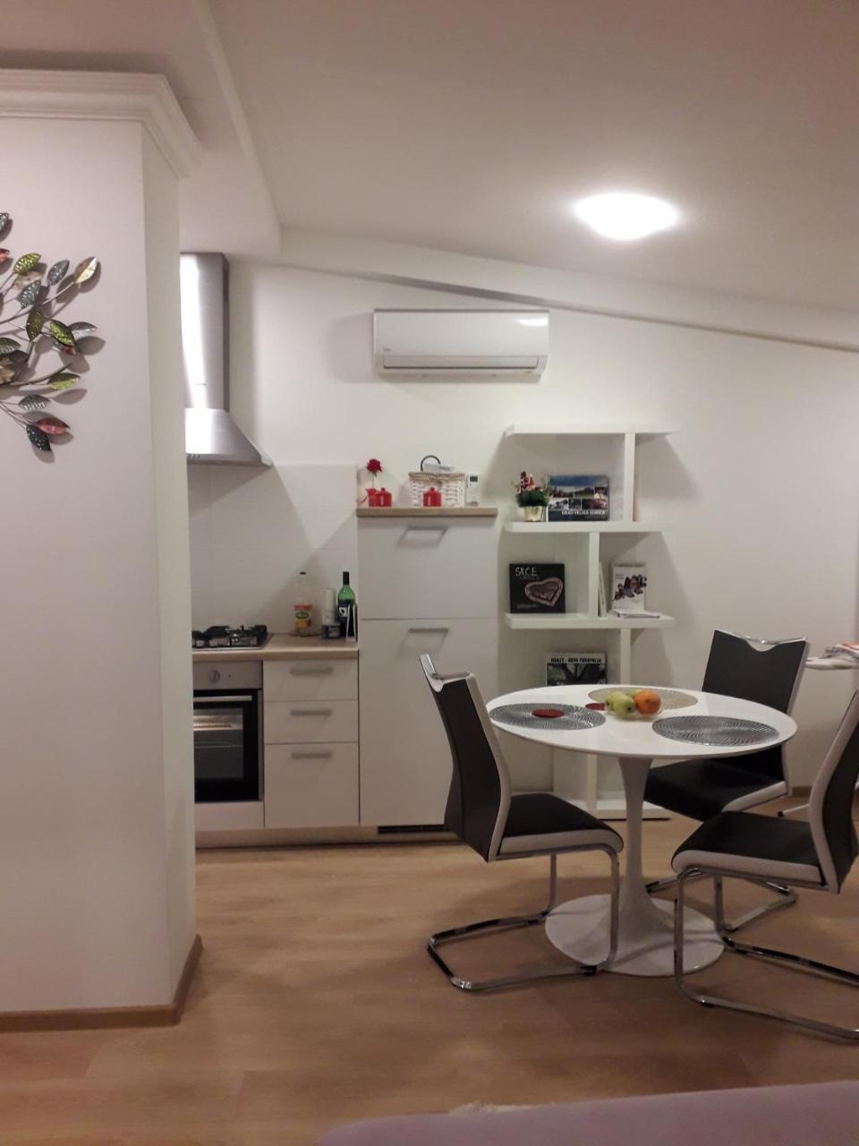 Apartman Mmvg Studio Zagreb Airport Velika Gorica Esterno foto