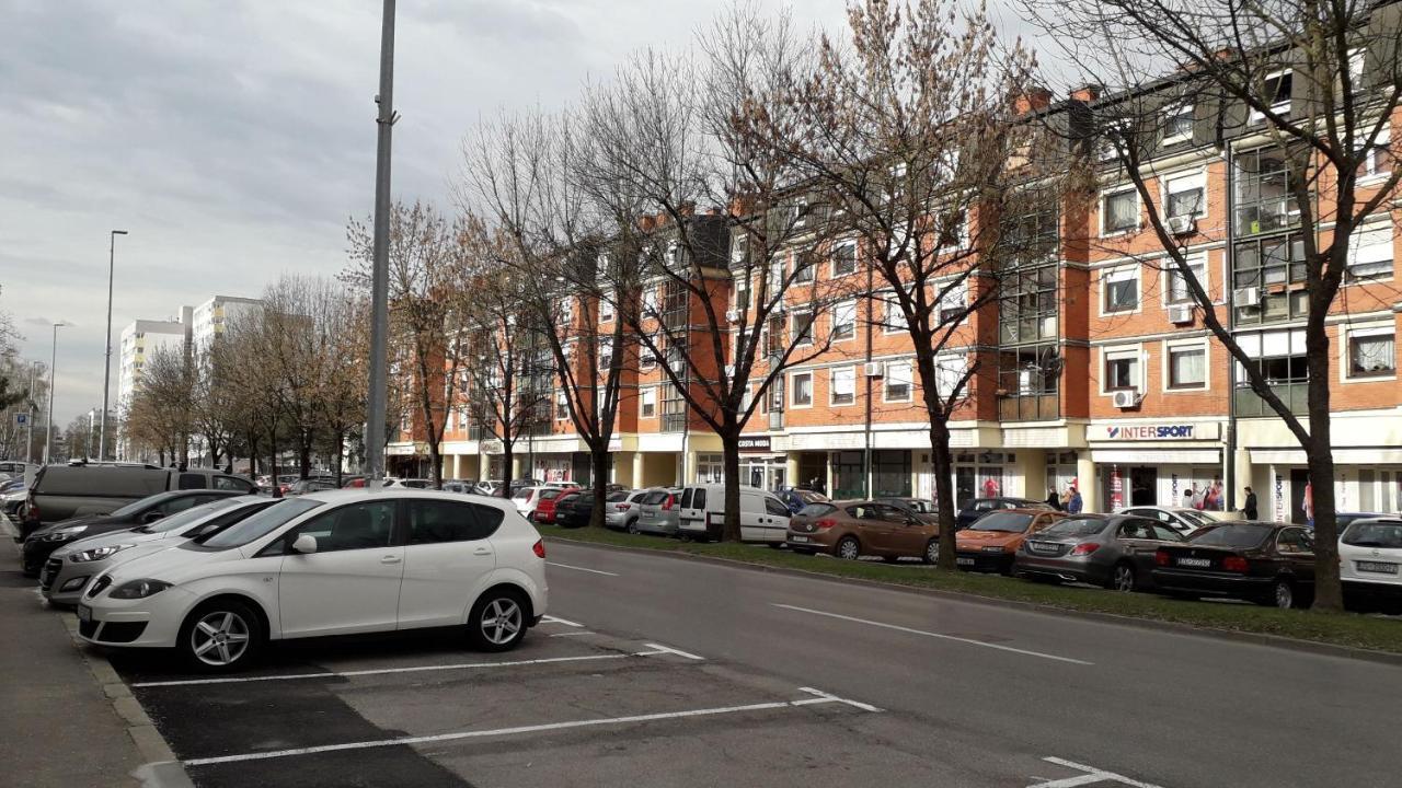 Apartman Mmvg Studio Zagreb Airport Velika Gorica Esterno foto